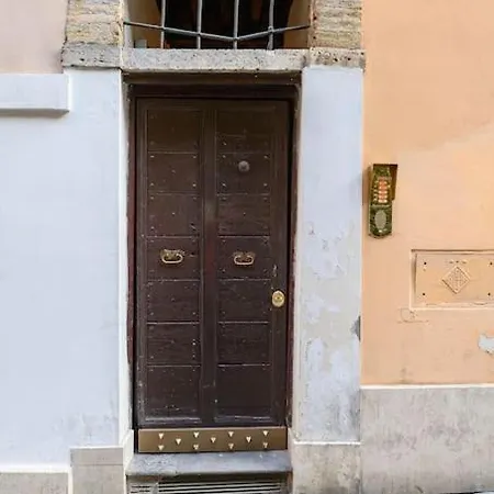 Trastevere Heart * Rome