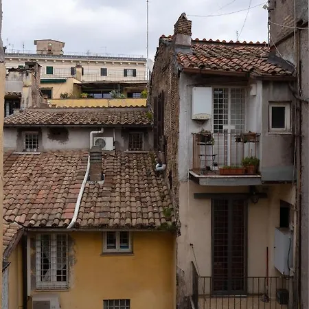 Trastevere Heart * Rome